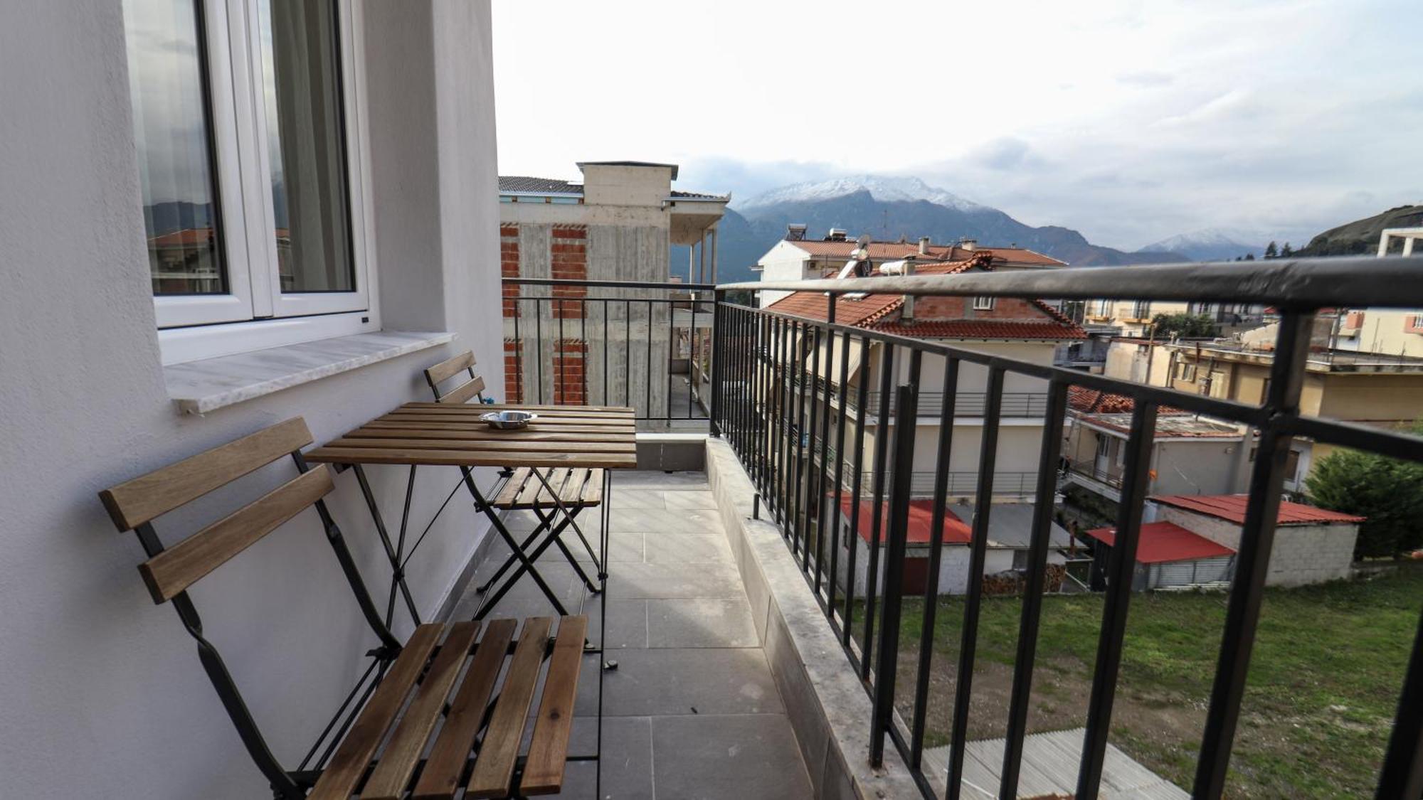 La Casa De Profesor 5 Apartment Kalampáka Ngoại thất bức ảnh